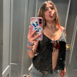 cutewhitegirl19