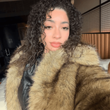 itsjustariannaa_