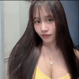 sheneedshugsfrom3person
